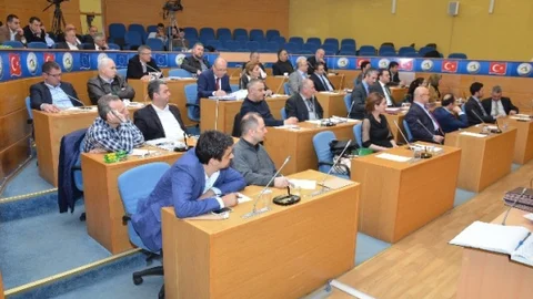 Belediye Meclisinden Başkan Keleş'e Yetki