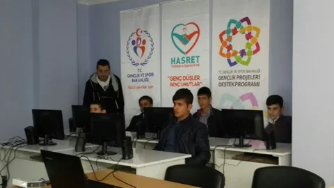 Silvan'da Hsyd Bilgisayar Kursu Açıtı