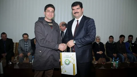 Kağızmanlı Öğrencilerden Iğdır Üniversitesi'ne Ziyaret