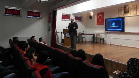 9 Bin 800 Öğrenci Uyuşturucu Madde Kullanımı İle İlgili Olarak Bilgilendirildi