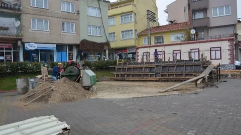 Dursunbey Kent Meydanına Şehitler Anıtı Yapılacak