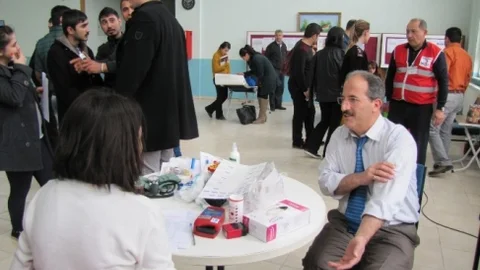 Hisarcık MYO Öğrencilerinden Kan Bağışına Destek