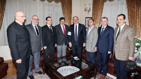 Bursa Valisi Yeşilay Kolu Başkanı Oldu