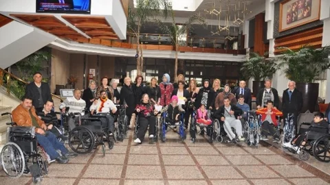 Tekerlekli Sandalye Engellinin Ayakkabısıdır