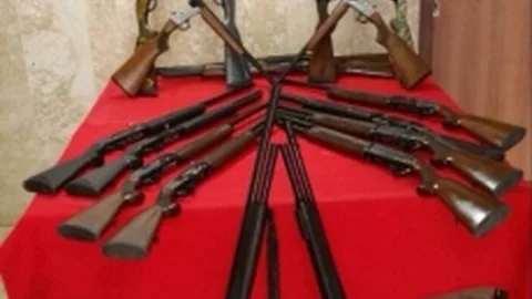 Beyşehir'de Yasa Dışı Üretim Tüfekler Ele Geçirildi