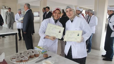 Ustalara Uygulamalı Sertifika