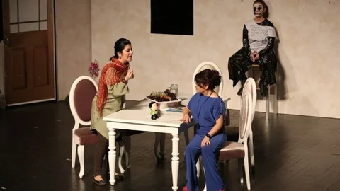 Nilüfer'de Perde Görme Engelli Nihal İçin Açıldı