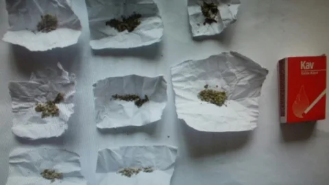 Cezaevinden Çıktı Yine Uyuşturucuyla Yakalandı