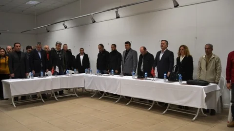 Ayvalık Belediyesi Mart Ayı Olağan Meclis Toplantısı Cuma Günü De Sürecek