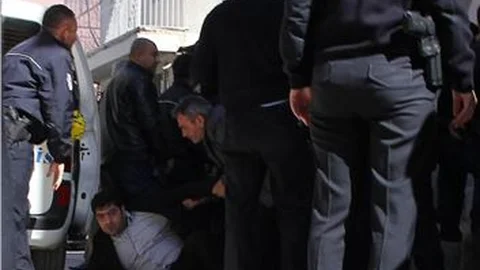 Adana'da av tüfeğiyle rehin alma