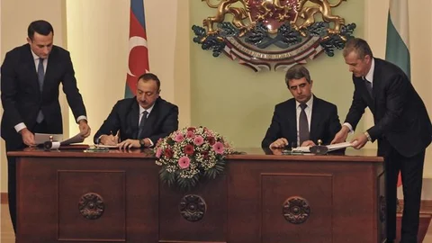 Azerbaycan Cumhurbaşkanı Aliyev, Bulgaristan'da