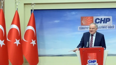 CHP Sözcüsü Koç CHP'nin 11 İlde Aday Adayı Bulamadığı İddialarına Cevap Verdi