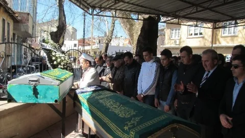 Sobadan Zehirlenen Çift Toprağa Verildi