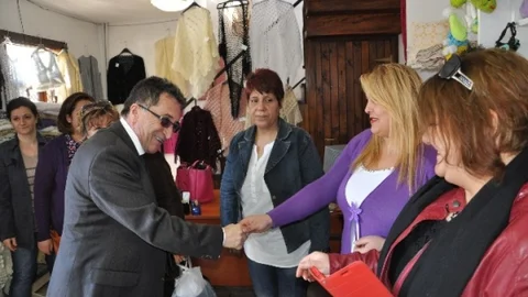 Başkan Saka'dan Ev Hanımlarına Destek