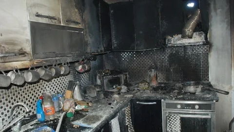 Didim'de Yangından Etkilenen İngiliz Vatandaş Son Anda Kurtarıldı