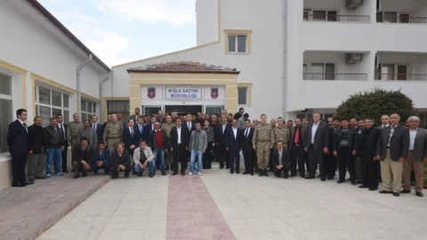 Vali Çelik Köy Korucuları İle Bir Araya Geldi