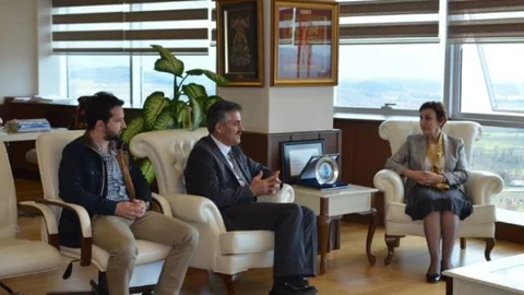 Metin Kaşıkoğlu Rektör Şerifoğlu'nu Makamında Ziyaret Etti