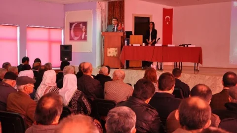 Pınarbaşı'nda Ceviz Yetiştiriciliği Paneli Düzenlendi