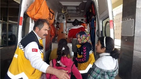 Boya Ve Tiner Kokusundan Etkilenen 9 Öğrenci Hastaneye Kaldırıldı