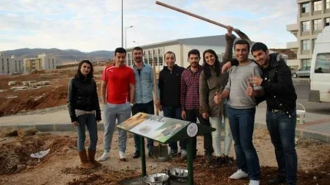 Sokak Hayvanları İçin Mama Kapları Hazırlandı