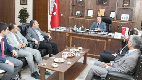 Ensar Vakfı'ndan Beü Rektörü'ne Ziyaret