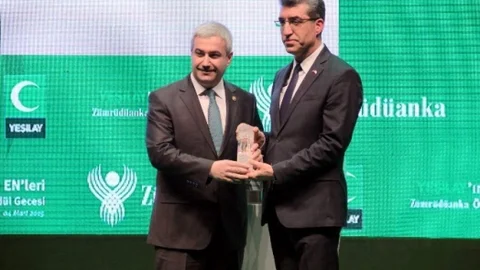 Yetiş ‘En Yeşilaycı Siyasetçi' Ödülünü Aldı