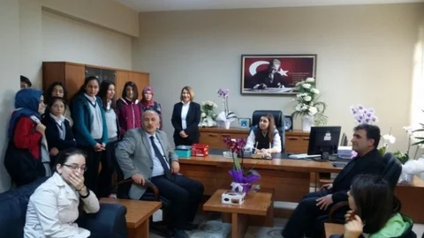 Öğrenciler'den Vergi Dairesine Ziyaret