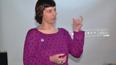 Ayvalıklı Kadınlardan Film Gösterimi