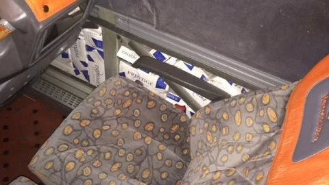 Yolcu Otobüsünde Kaçak Sigara Ele Geçirildi