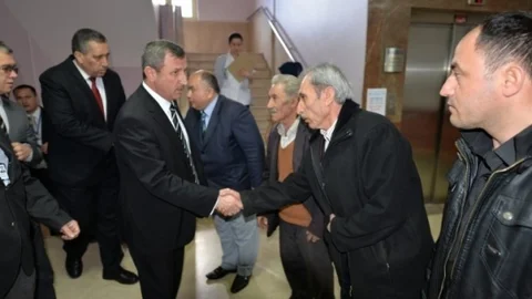 Vali'den Kazada Yaralanan İşçiye 'geçmiş Olsun' Ziyareti