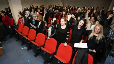 Denizli'de Girişimci Kadınlara Mikrokredi Desteği