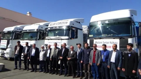 Sınır Ötesine 4 Tir Daha Yardım Gönderildi