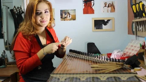 Türkiye'nin Tek Kadın Kanun Yapımı Ustası