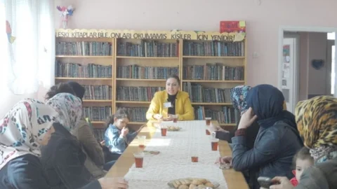 Kartepe Bilgi Evleri'nde Aile İçi Eğitim Semineri