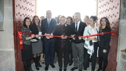 “Kadınımızda Sanatsal İzler” Sergisi Kurşunlu'da Açıldı