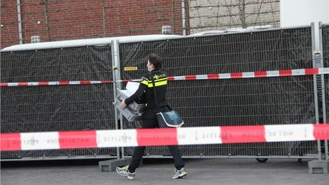 Hollanda’da bir evde 3 Türk ölü bulundu