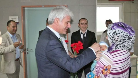 Hüseyin Şahin'den Dünya Kadınlar Günü Mesajı