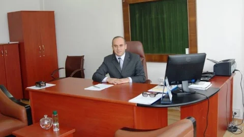 Topçu ''Siyasetçi Olunur Ama Dava Adamı Olmak Zordur''