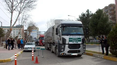 Adıyaman'dan Suriye'ye Üç Tir Dolusu Yardım