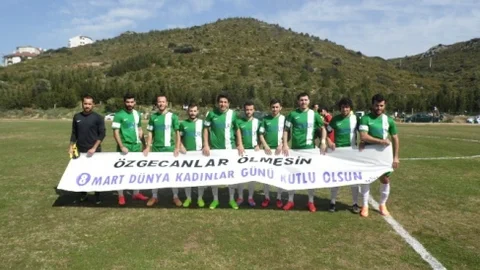 Gençler 19 MAYıs Atatürk Kupası İçin Sahaya Çıktı