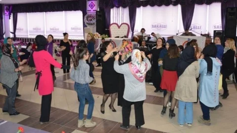 Orhangazili Kadınlar Bir Araya Geldi