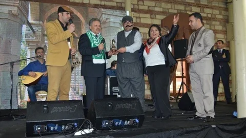 Vali Kahraman Feshanedeki Coşkuya Ortak Oldu