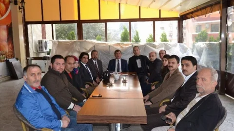 AK Parti Trabzon'da Sandık Eğitimleri Başladı