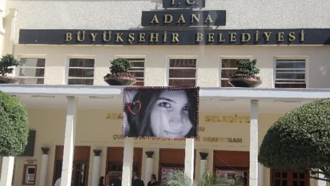 Özgecan Kadına Şiddetin Simgesi Oldu