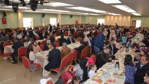 Eğitim Bir-Sen Üyeleri Kahvaltıda Buluştu