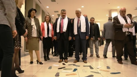 ''türkiye'de Kadın Olmak'' Adlı Sergi Açıldı