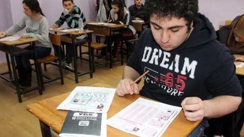 Bozkurt'ta Lise Öğrencilerine YGS Tatbikatı Yapıldı