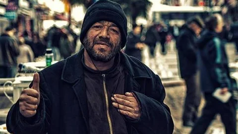 Tribünde Kalp Krizi Geçirdi