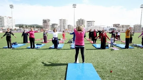 Kadınlar Sağlıklı Yaşam İçin Yürüdüler