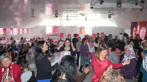 Baykal Gazipaşa'da Dünya Kadınlar Günü Etkinliğine Katıldı